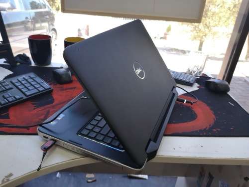 *SOLID SPEC i5*DELL VOSTRO 1540*i5-480m*4GB RAM*500GB HDD*DVD*HD DISPLAY*